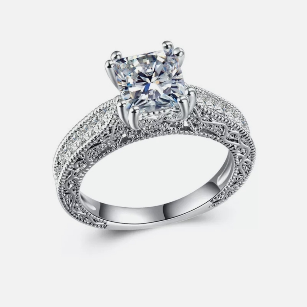 New Elegant 925 Silver Princess Cut Ring - Picture 3 of 10
